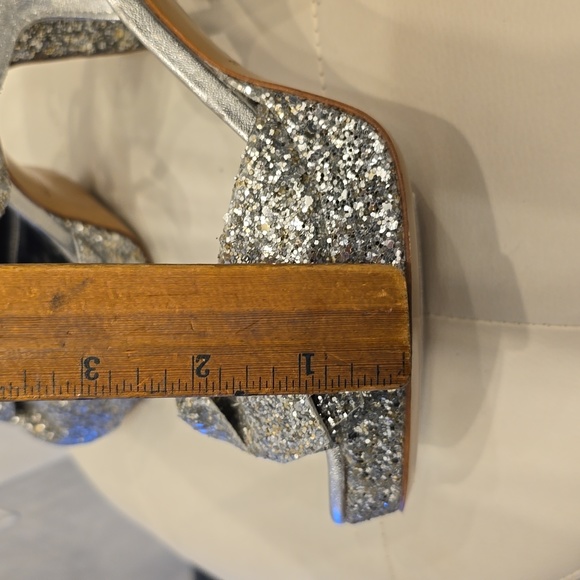 KATE Spade Glitter Miya Silver Cinderella 8 Sandals Heels Rhinestone Shoes NEW - Picture 10 of 13
